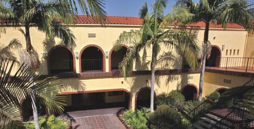 Imperial Medical Plaza: 15651 Imperial Hwy, La Mirada, CA 90638